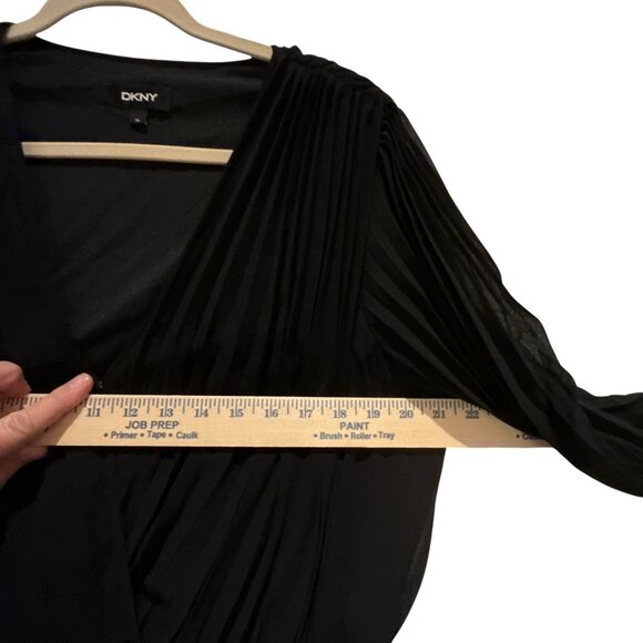 DKNY Black Sheer Chiffon Pleated Blouse V Neck Long Sleeve XL Whimsygoth Career - Picture 9 of 9